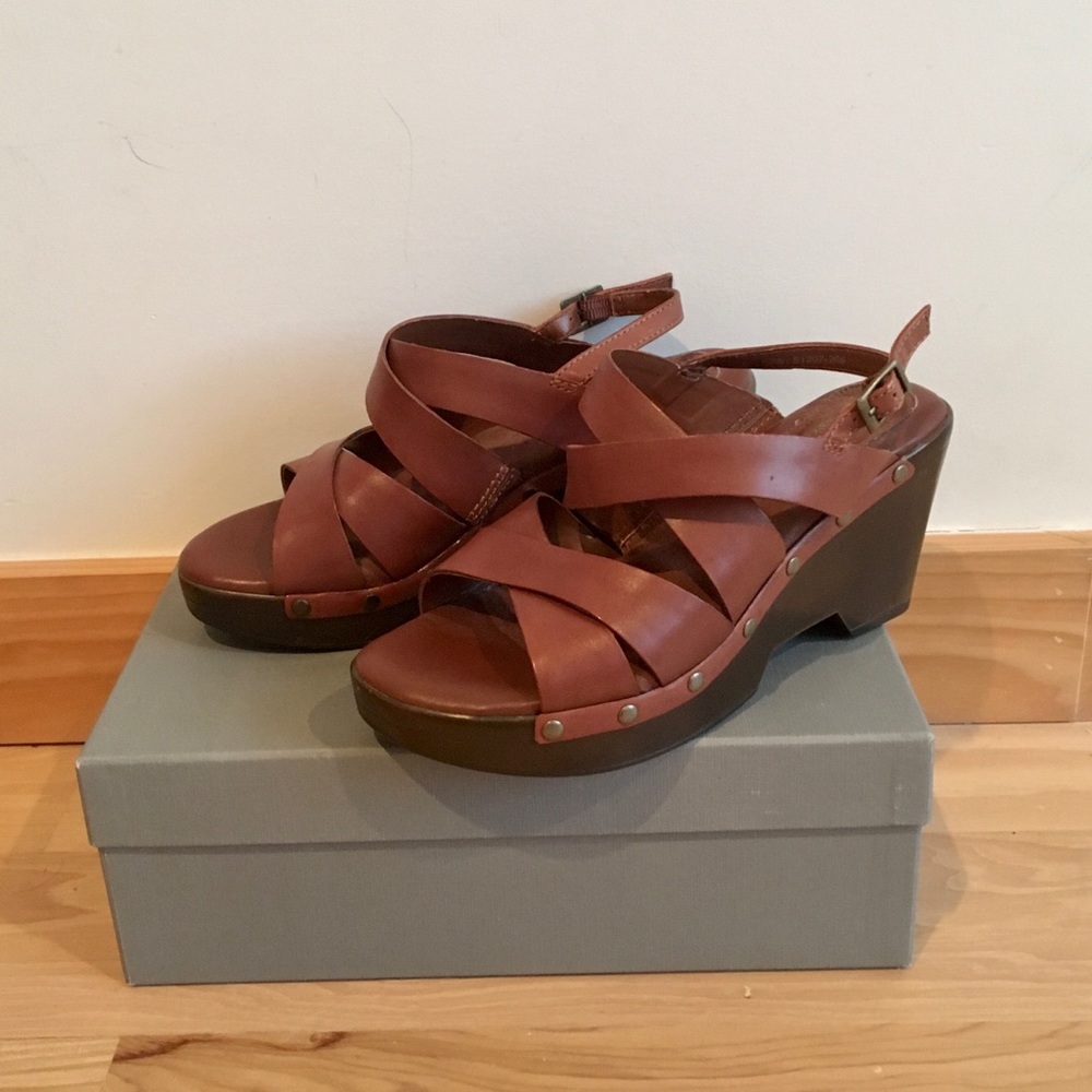 SoftWalk Colton Leather Cognac Platform Wedge Sandals